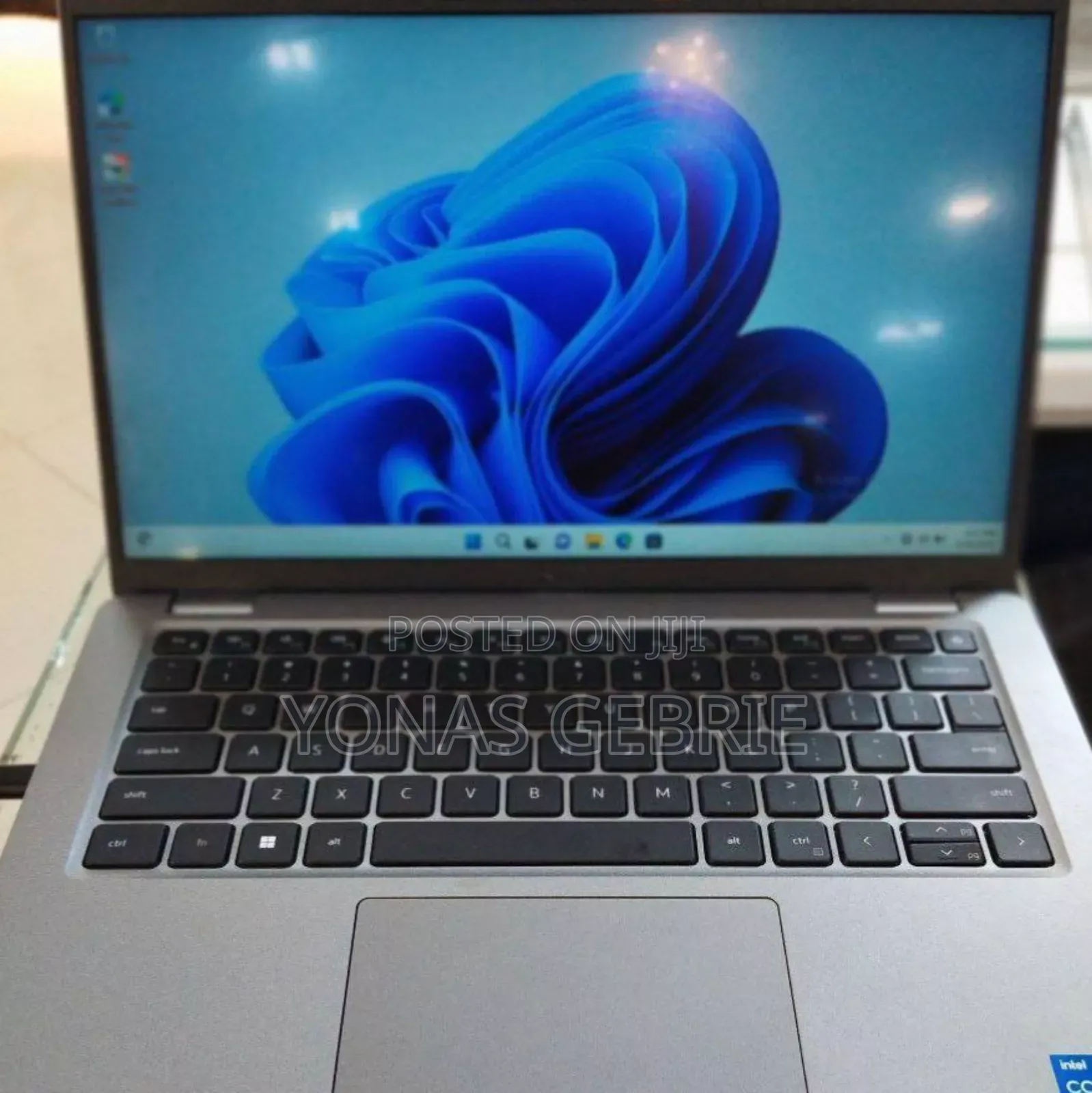 New Laptop Dell 16GB Intel Core I5 SSD 512GB