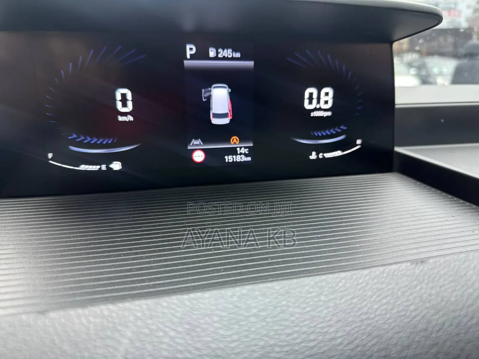 Hyundai Staria 2023 Gray