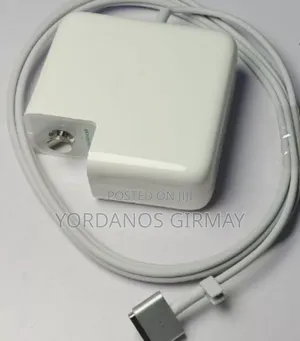 Photo - Apple Adaptor