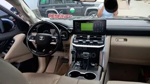 Toyota Land Cruiser 2022 Black