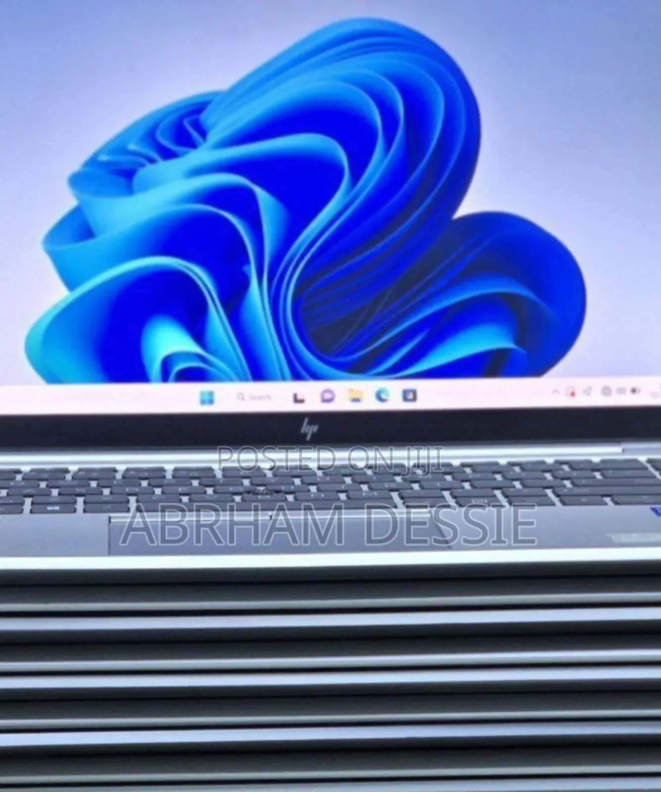 New Laptop HP EliteBook 840 G9 16GB Intel Core I7 SSD 512GB