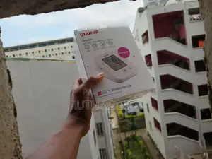 Photo - Digital Blood Pressuer Monitor鉛水bp Monitor Heavy Duty Popo