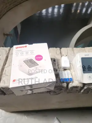 Photo - Digital Blood Pressuer Monitor米蘭medical Bp Monitor New