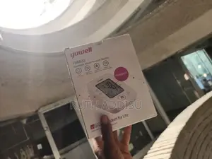 Photo - Digital Blood Pressuer Monitor地區digital Bp Monitor New