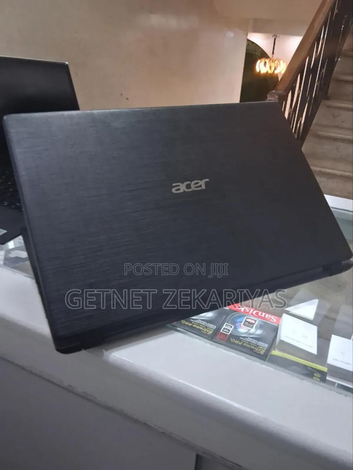 New Laptop Acer Aspire V3-112p 4GB Intel Pentium SSD 72GB