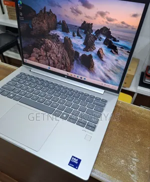 New Laptop HP ProBook 440 8GB Intel Core Ultra 7 SSD 512GB