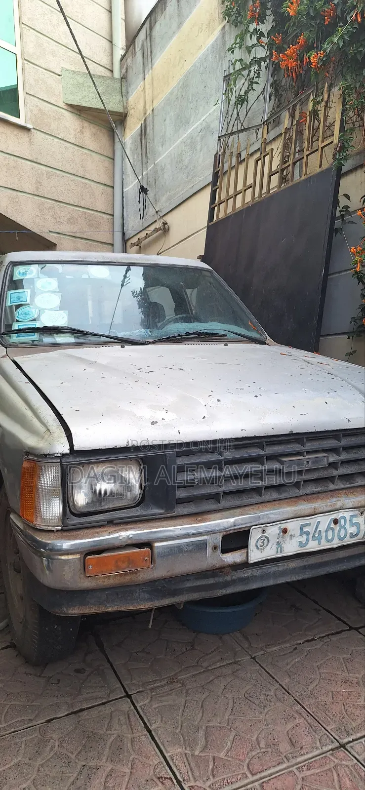 Toyota Hilux 1985 Silver