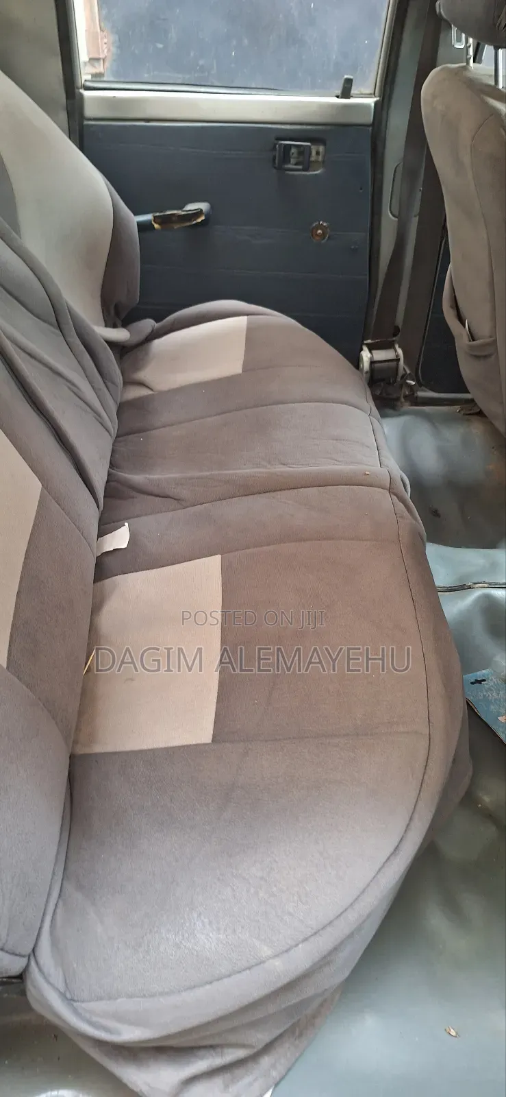 Toyota Hilux 1985 Silver