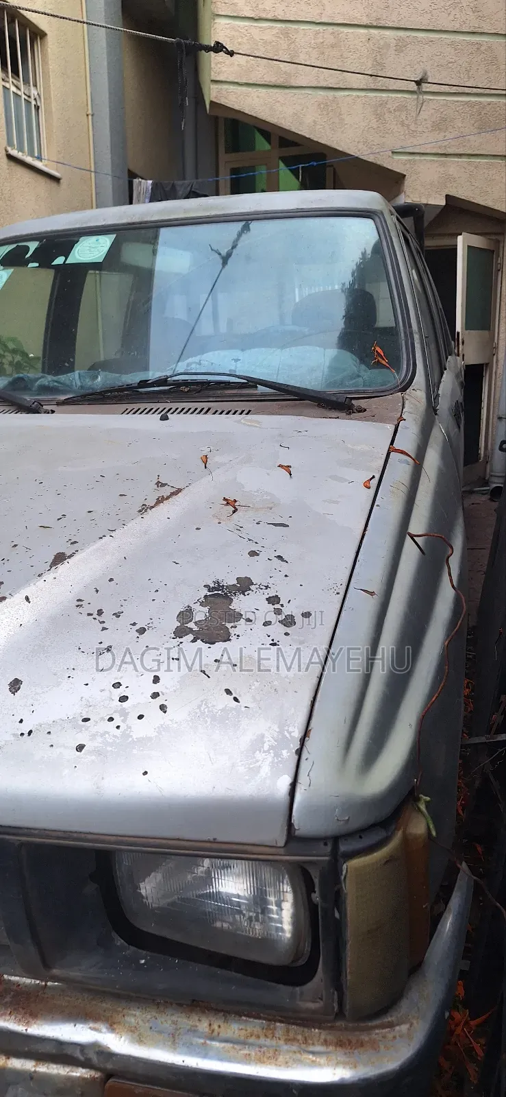 Toyota Hilux 1985 Silver