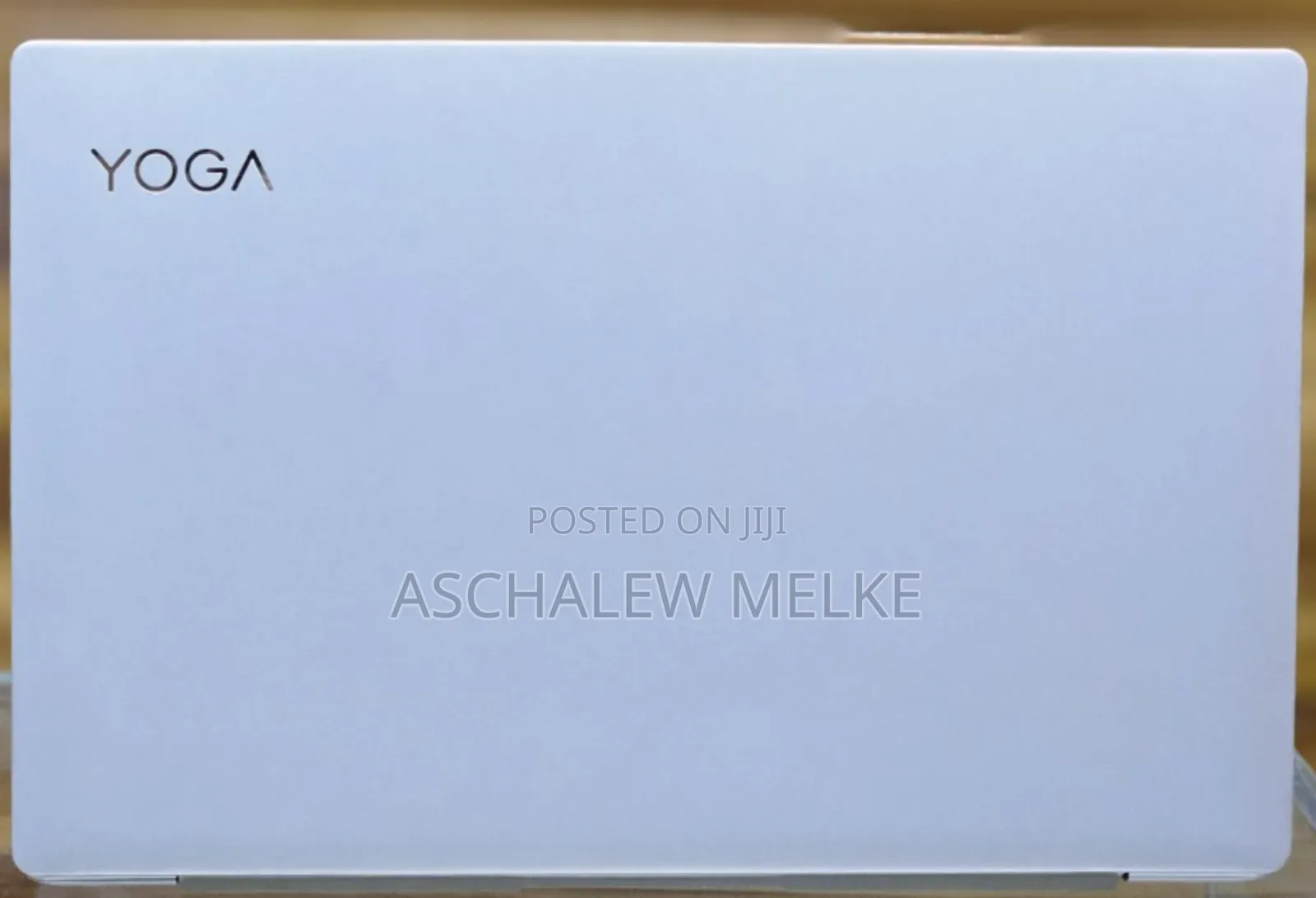 New Laptop Lenovo Yoga 710 8GB Intel Core I5 SSD 512GB