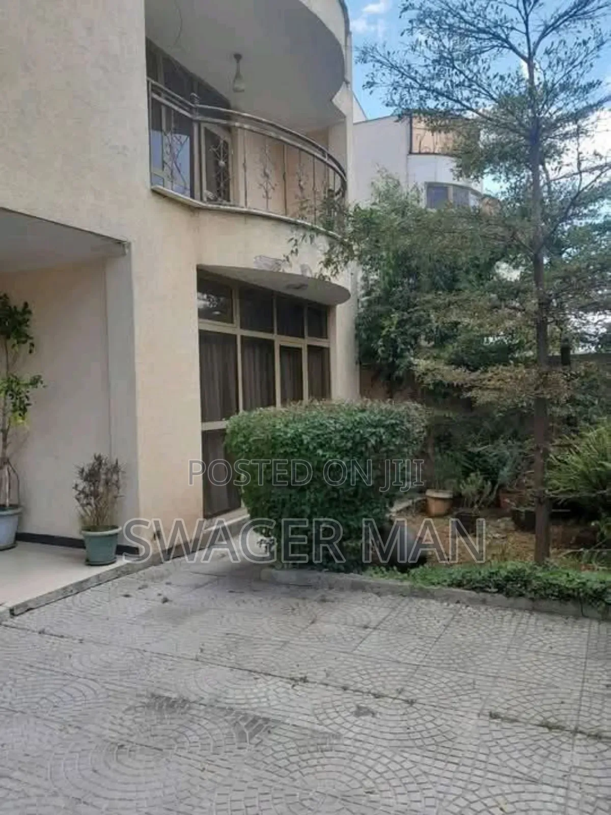 Furnished 7bdrm Townhouse/Terrace in Sunshine, Yeka for sale