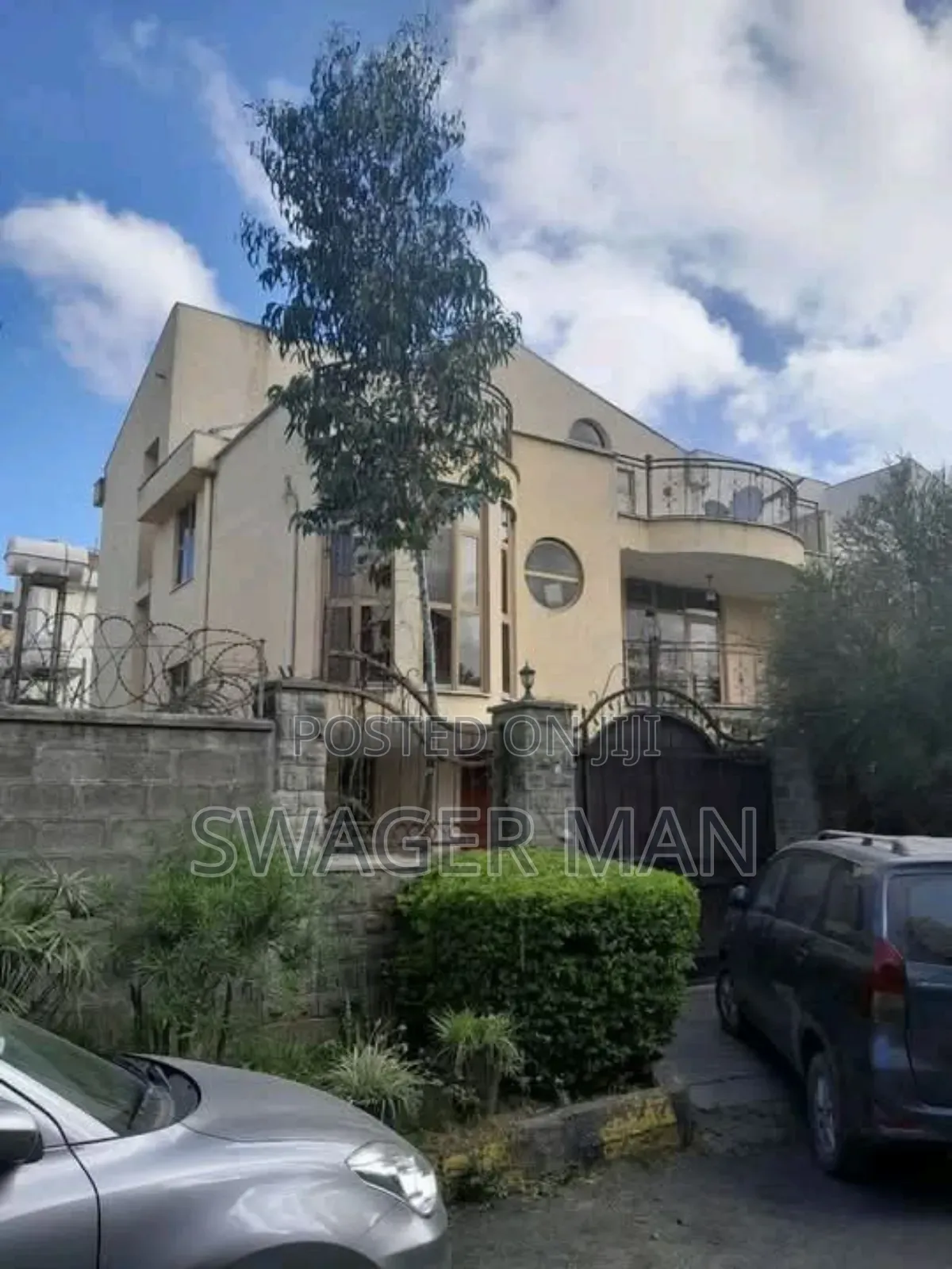 Furnished 7bdrm Townhouse/Terrace in Sunshine, Yeka for sale