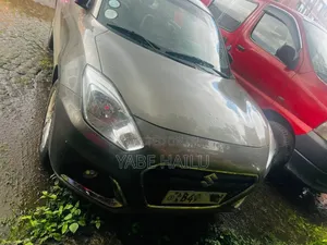 Photo - Suzuki Dzire 2021 Gray