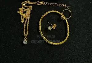 Photo - 4 Piece Elegant Crystal Jewelry