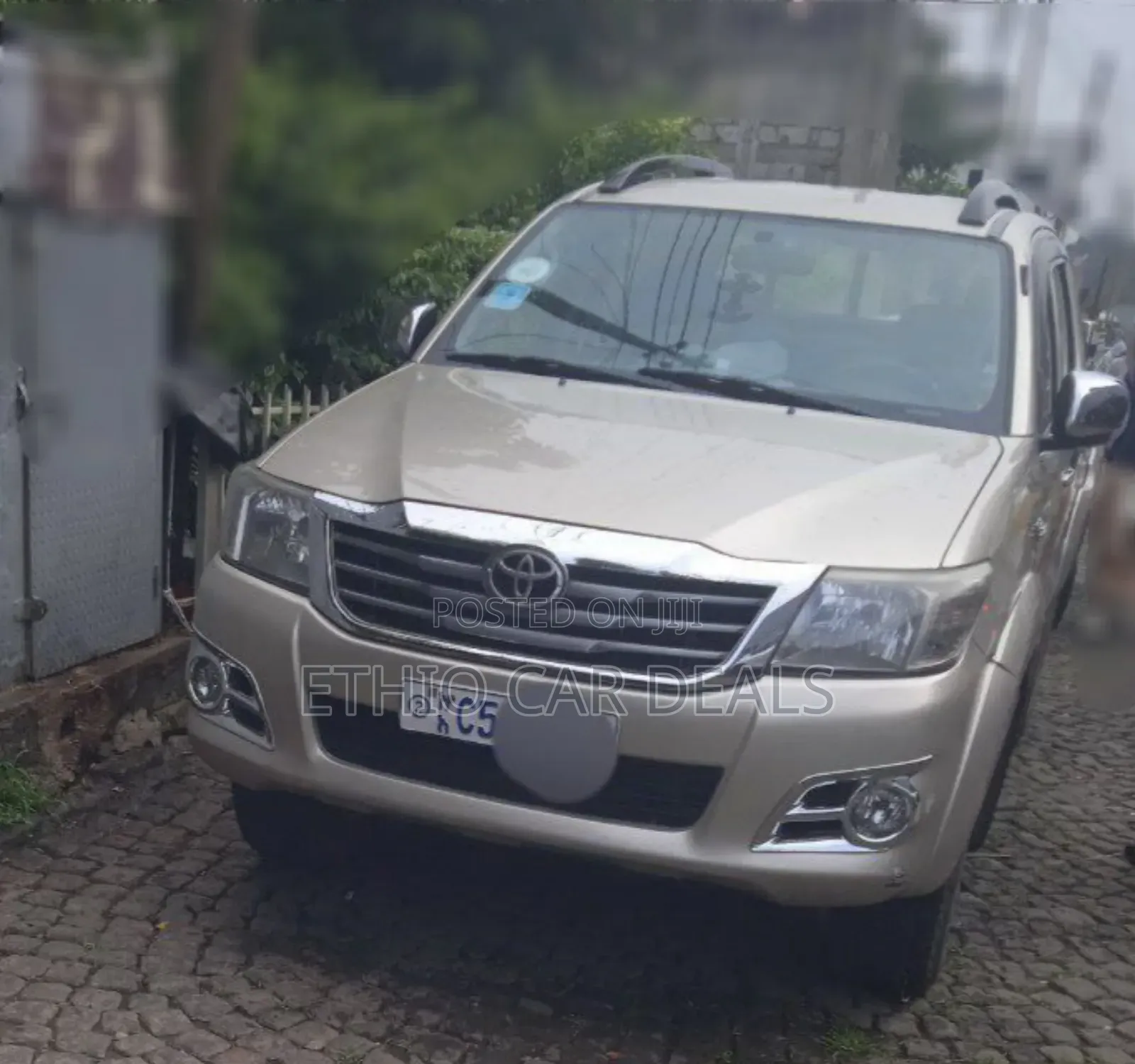 Toyota Hilux 2011 Gold