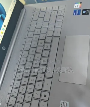 New Laptop HP Stream Notebook 8GB Intel Core I7 SSD 1T