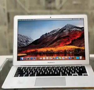 New Laptop Apple MacBook Air 2017 8GB Intel Core I7 SSD 256GB