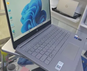 New Laptop HP Stream Notebook 8GB Intel Core I7 SSD 1T