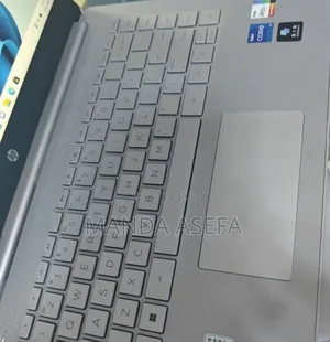 New Laptop HP Stream Notebook 8GB Intel Core I7 SSD 1T