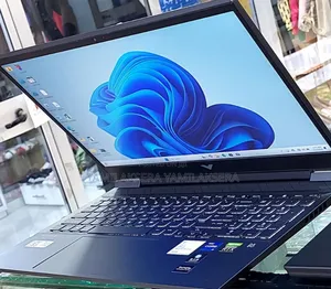 New Laptop HP Victus 16 16GB Intel Core I7 SSD 512GB