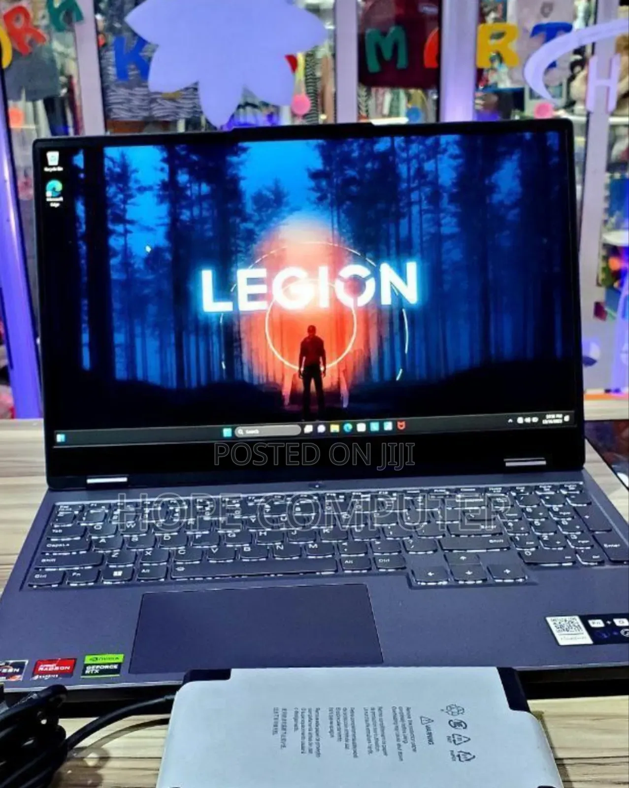 New Laptop Lenovo Legion 5 16GB AMD Ryzen 7 SSD 1T