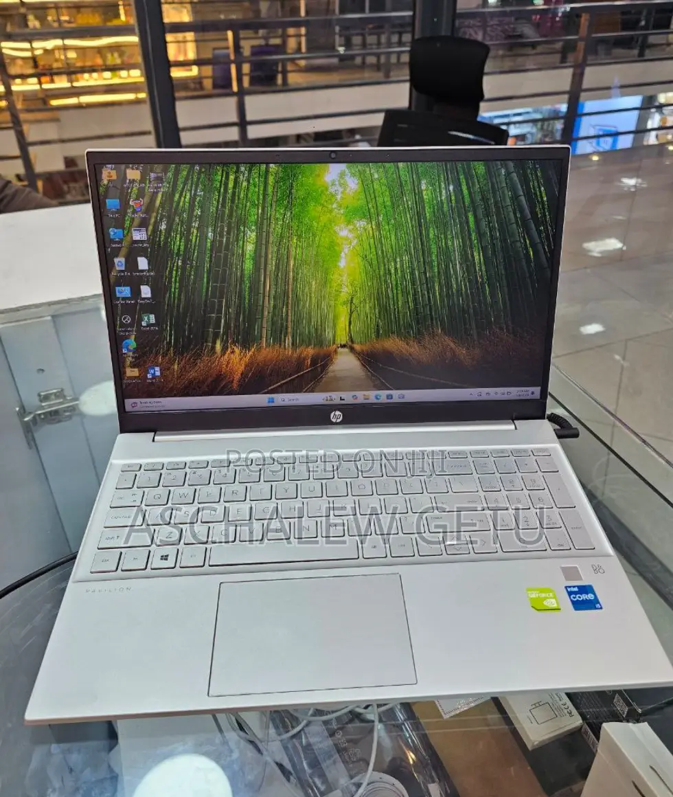 New Laptop HP Pavilion 15 16GB Intel Core I5 SSD 512GB