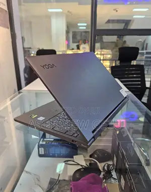 New Laptop Lenovo Yoga 7i 16GB Intel Core I7 SSD 512GB