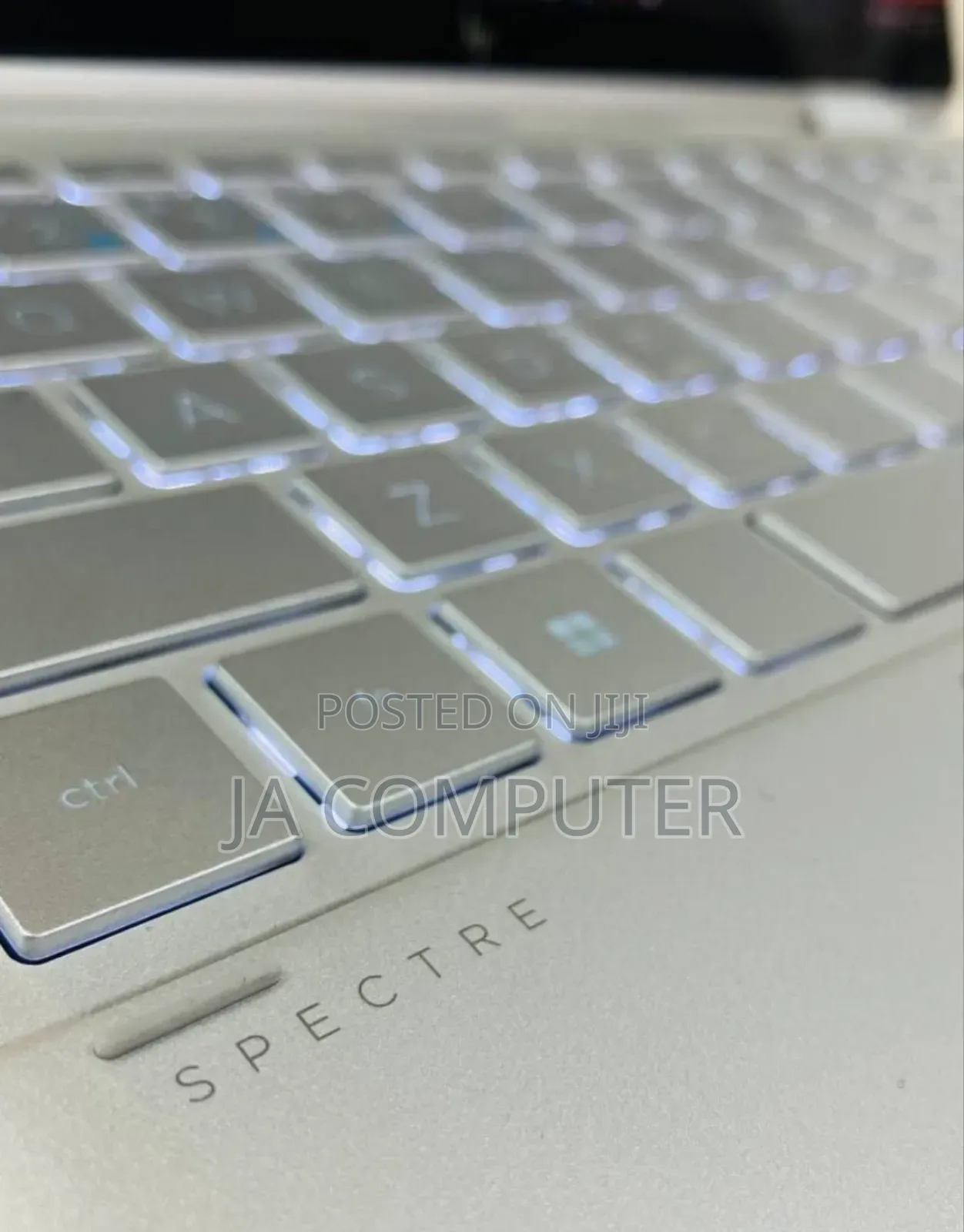 New Laptop HP Spectre 16GB Intel Core I5 SSD 1T