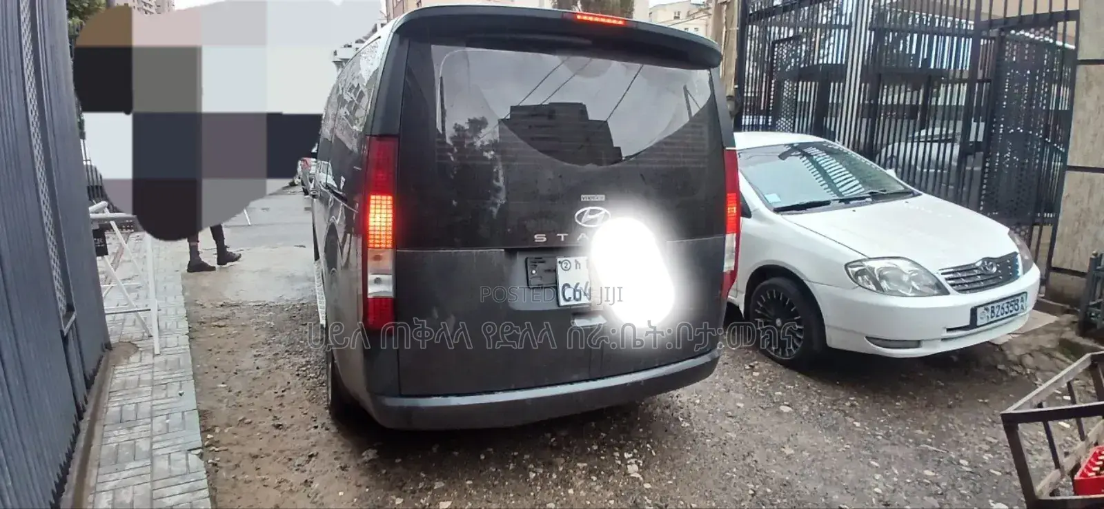 New Hyundai Staria 2023 Gray