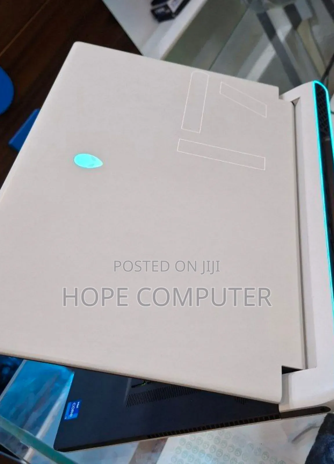 New Laptop Alienware M17x R2 32GB Intel Core I7 SSD 1T