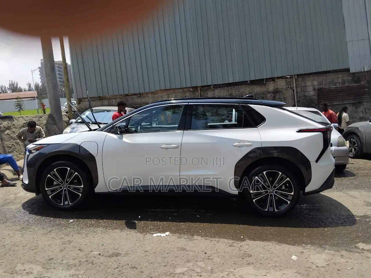 Toyota bZ4X 71.4 kWh FWD 2023 White