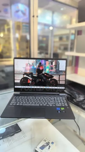 New Laptop HP Victus 16 16GB Intel Core I7 SSD 1T