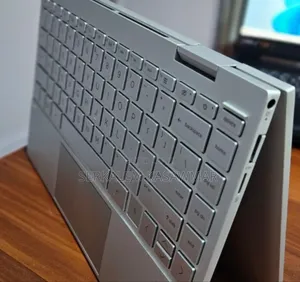 New Laptop HP Envy X360 8GB Intel Core I7 SSD 512GB