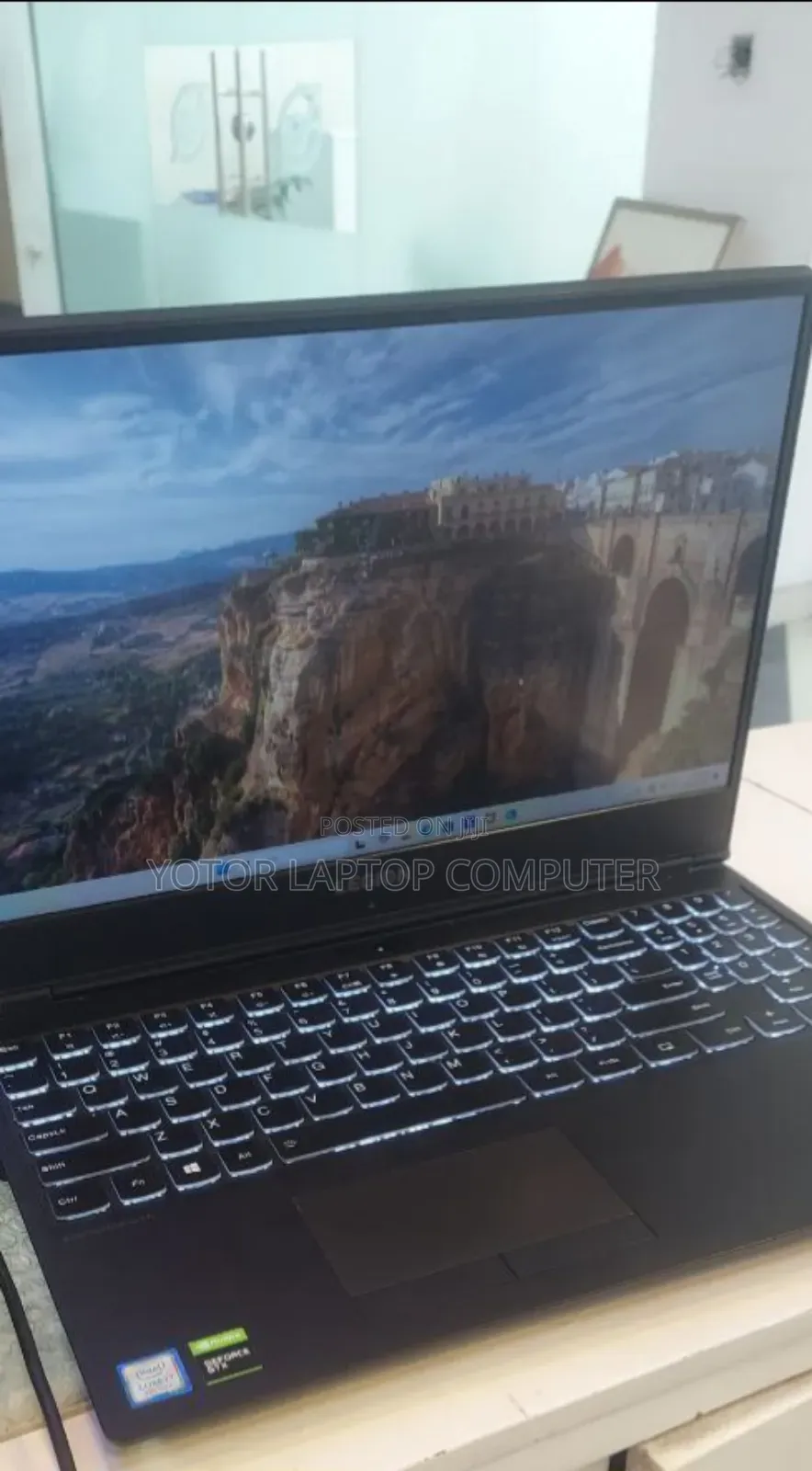 New Laptop Lenovo 16GB Intel Core I7 SSD 512GB