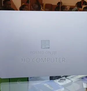 New Laptop Microsoft Surface 16GB Intel Core I7 SSD 512GB