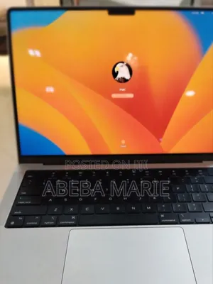 New Laptop Apple MacBook Pro M1 16GB Apple M1 Pro SSD 512GB