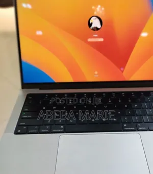 New Laptop Apple MacBook Pro M1 16GB Apple M1 Pro SSD 512GB