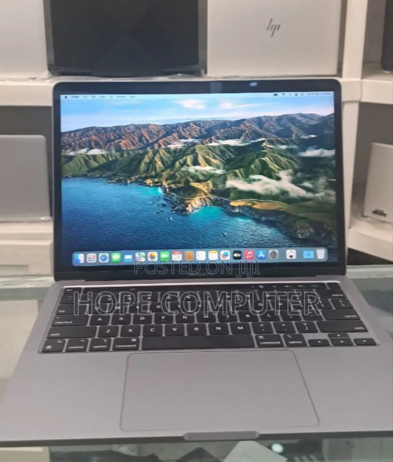New Laptop Apple MacBook Pro 2019 8GB Intel Core I5 SSD 256GB