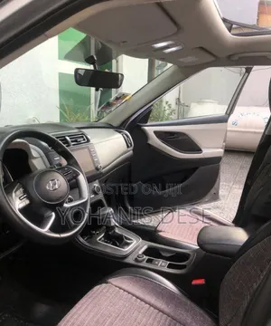 Hyundai Creta 2023 Silver