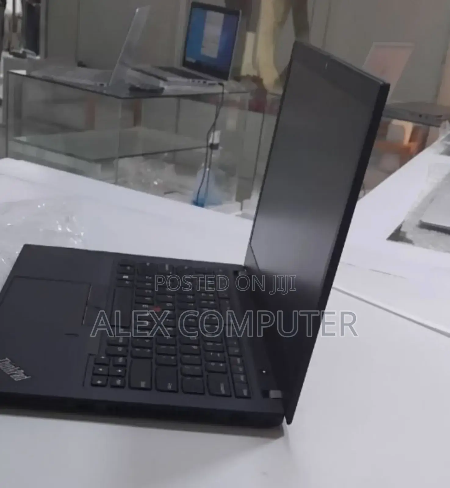 New Laptop Lenovo ThinkPad T495s 16GB AMD Ryzen 5 SSD 512GB