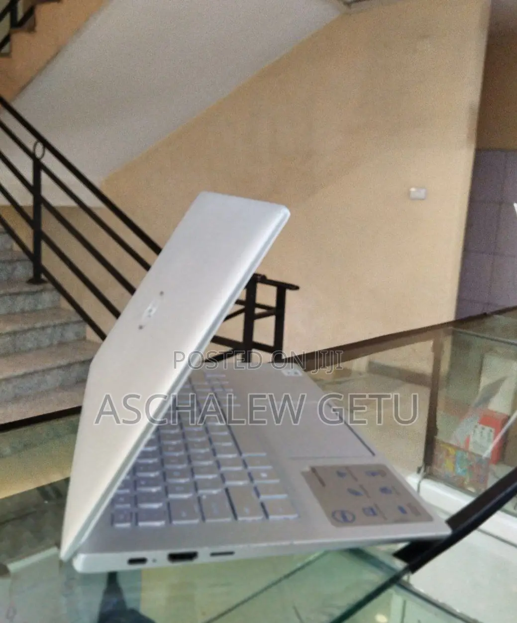 New Laptop Dell Inspiron 15 8GB Intel Core I7 SSD 512GB