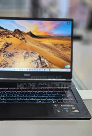 New Laptop MSI Stealth 16 AI Studio 16GB Intel Core I7 SSD 1T