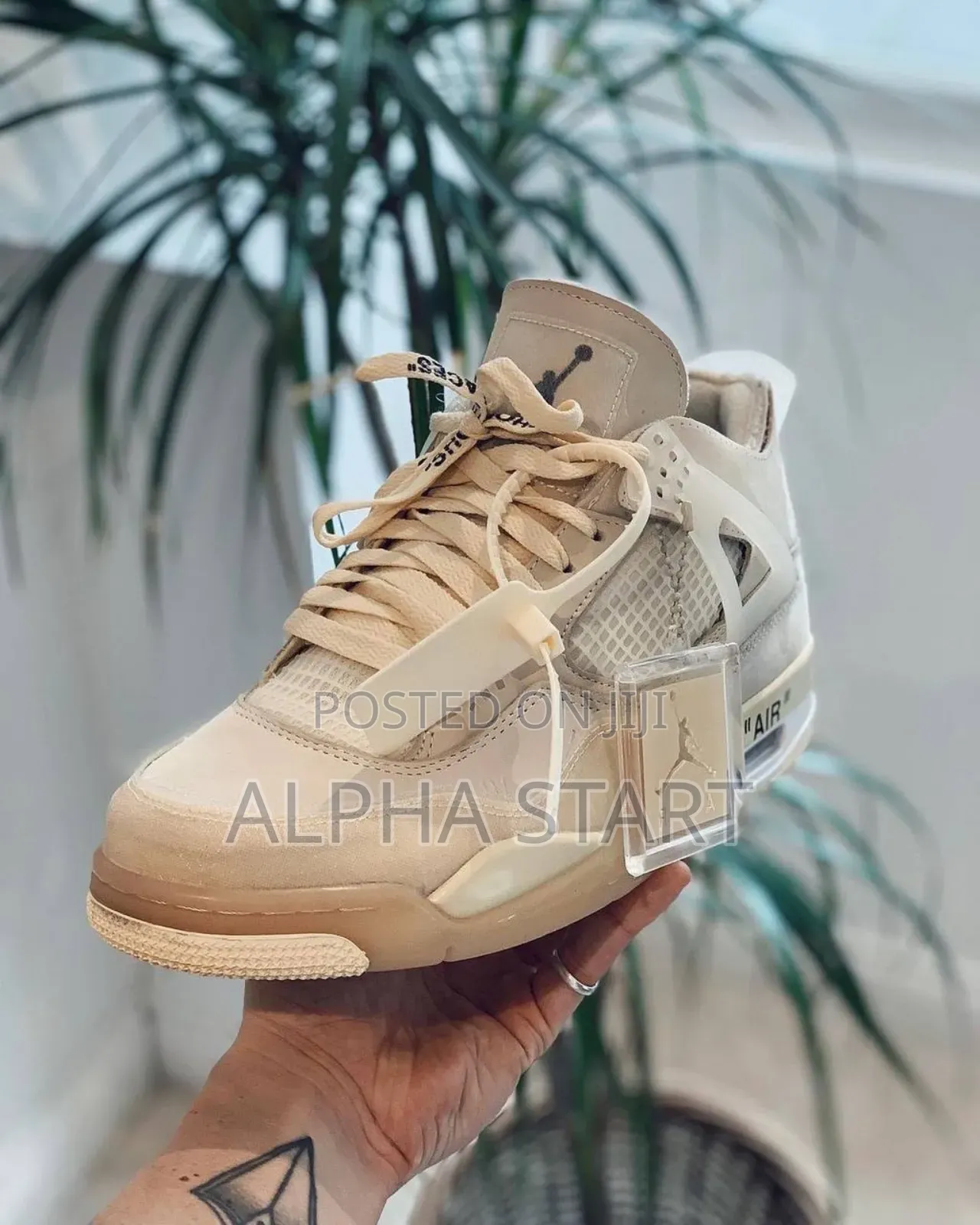 Jordan 4off White
 Master Quality Sho for You Made in Vietn