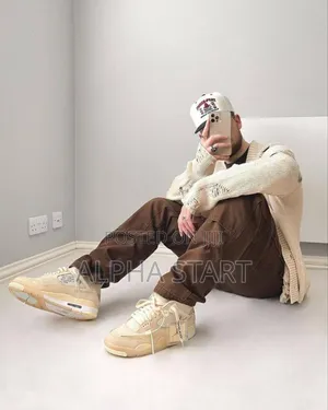 Jordan 4off White
 Master Quality Sho for You Made in Vietn