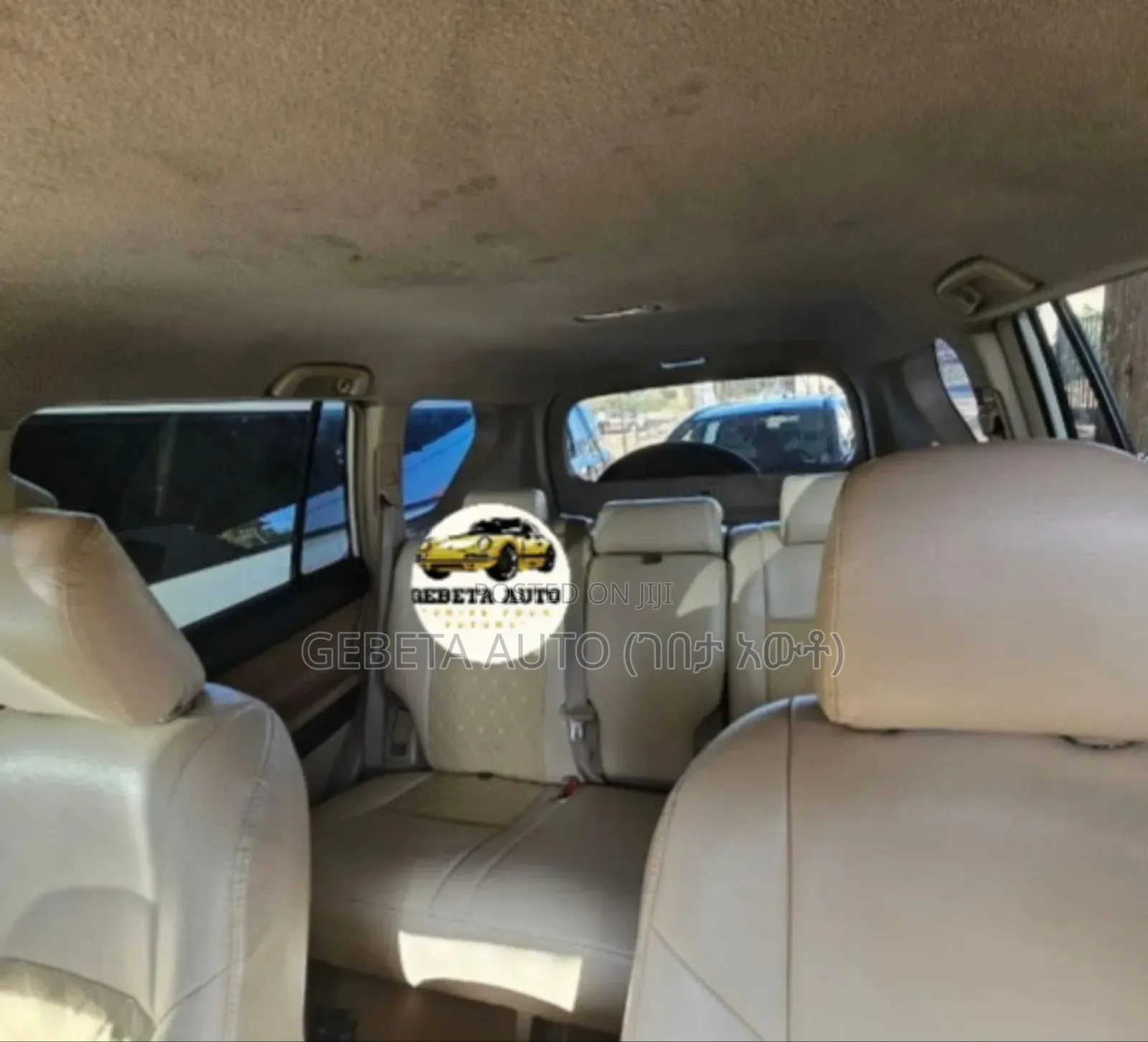 Toyota Land Cruiser 2011 White
