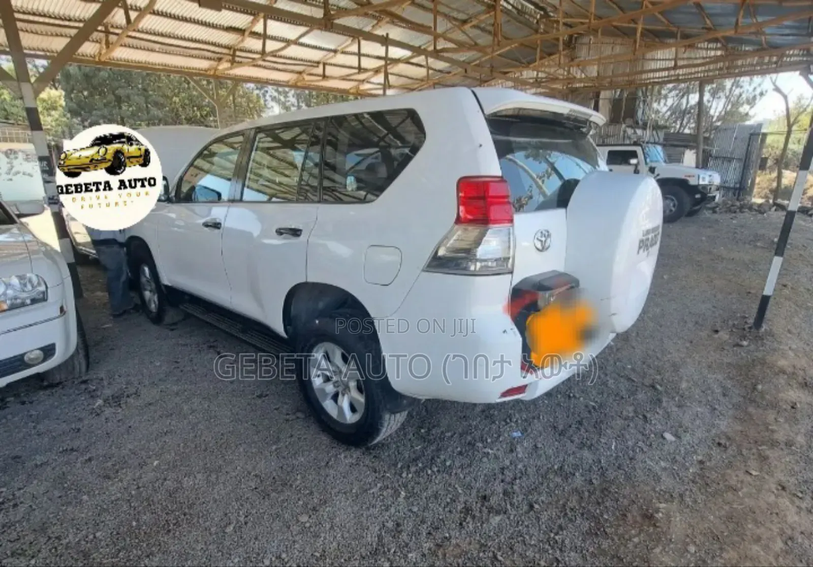 Toyota Land Cruiser 2011 White