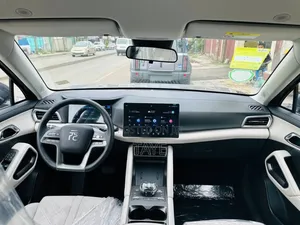 New BYD Yuan Up 2025 Off white