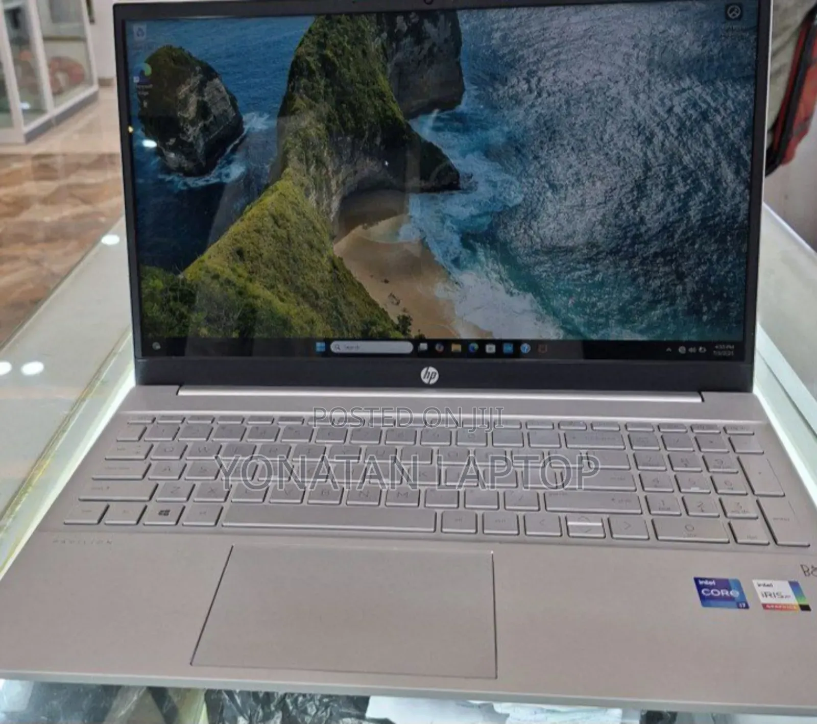 New Laptop HP Pavilion 11 16GB Intel Core I7 SSD 512GB