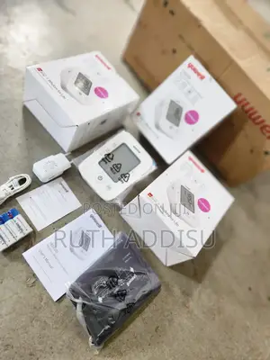 Photo - Digital Blood Pressuer Monitor前天yuwell Medical Bp Monitor