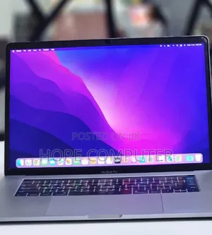 New Laptop Apple MacBook Pro 2016 16GB Intel Core I7 SSD 256GB